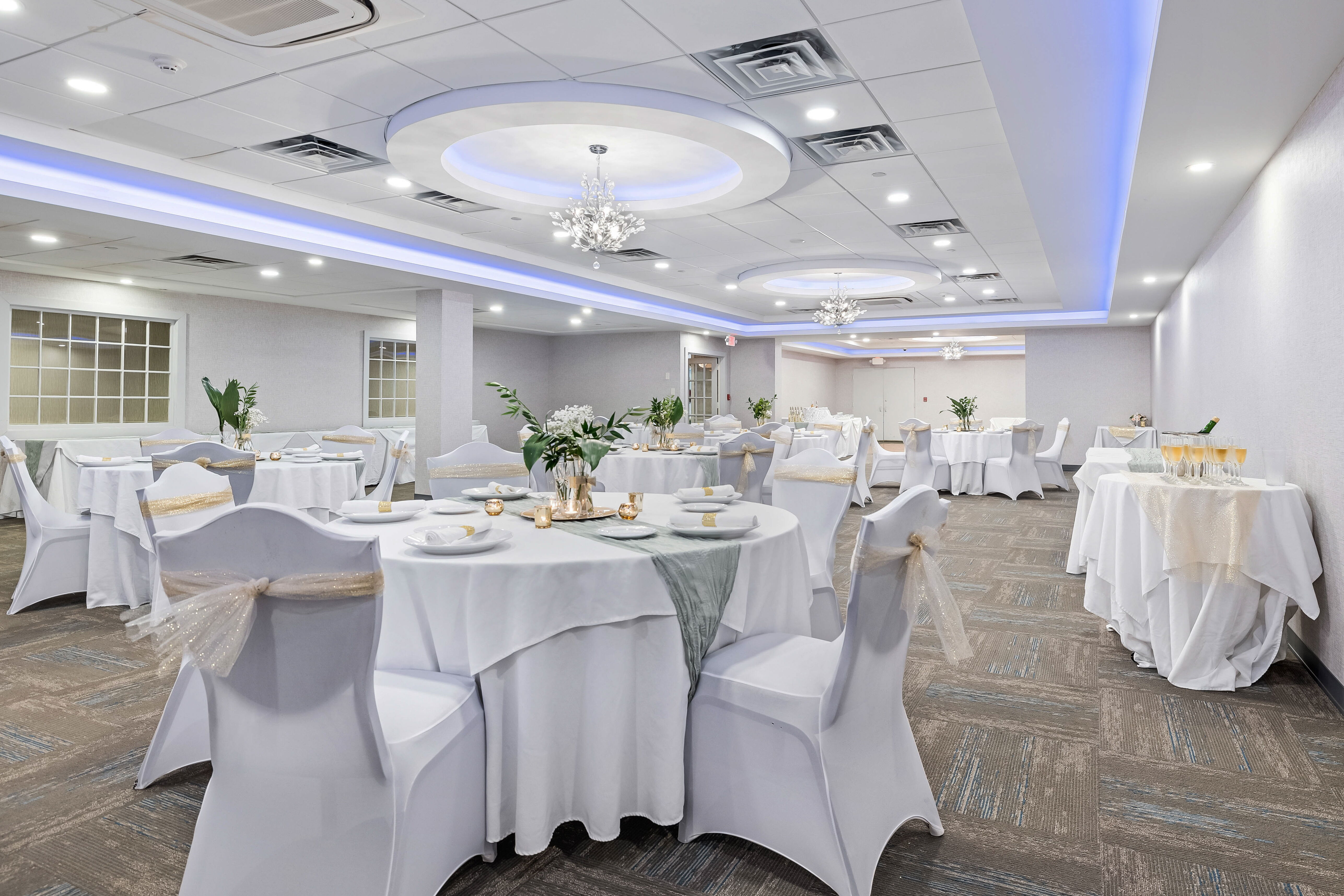 Banquets and Events at the John Carver Inn & Spa - A fully set event room