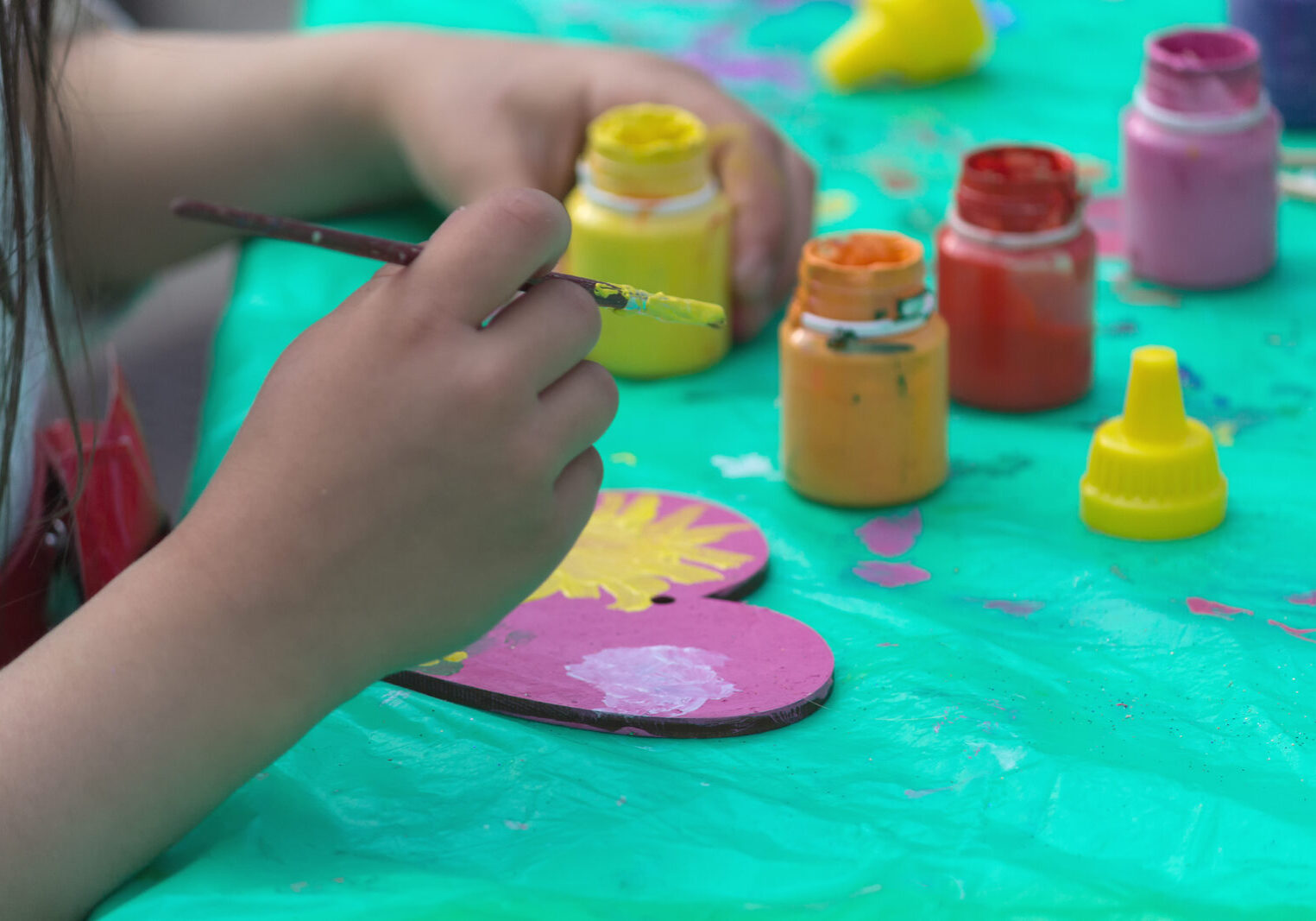 Arts and crafts during school vacation week in plymouth ma